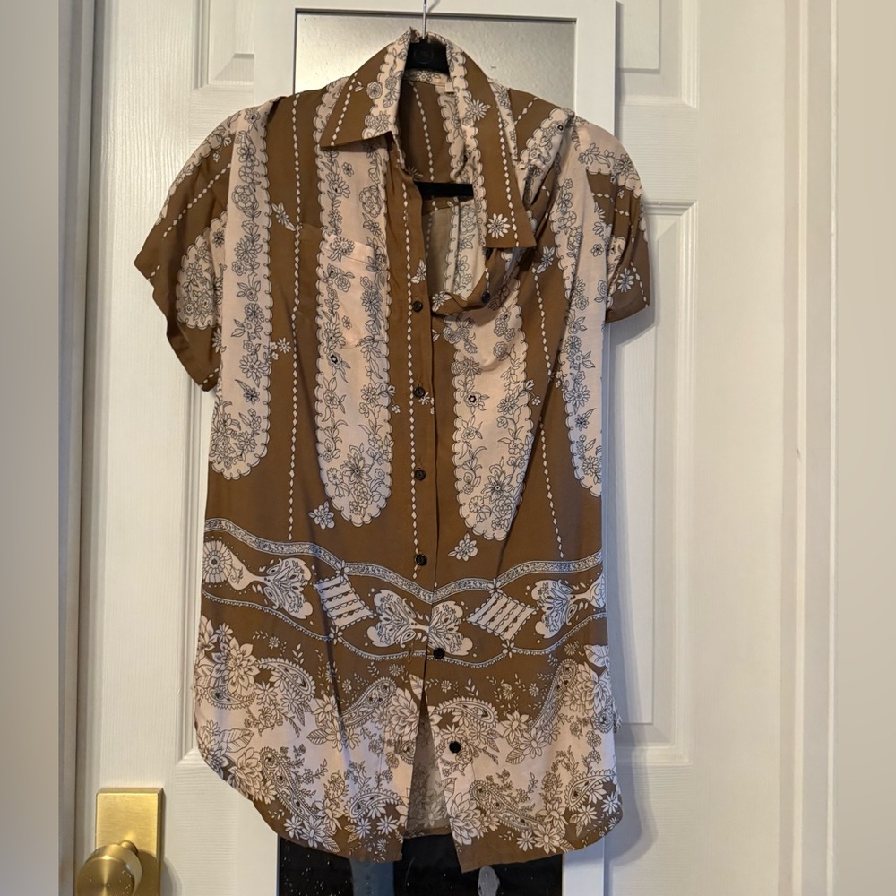 Novella Royale Brown and White Casual Button Down Shirt